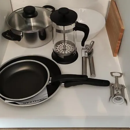Apartment Hallo!-apartment 2: Central Monteur Lodging With Kitchen And Free Wi-fi Bad Worishofen