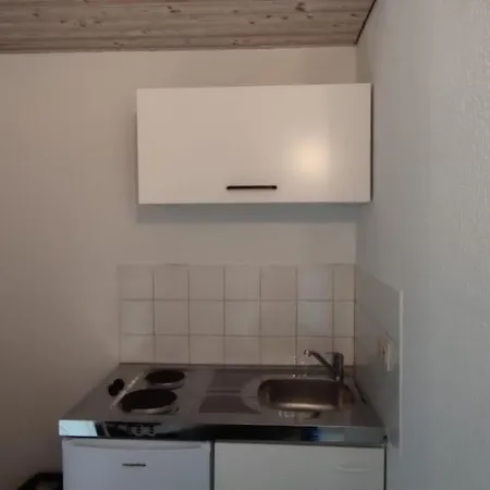 Hallo!-apartment 2: Central Monteur Lodging With Kitchen And Free Wi-fi Bad Worishofen